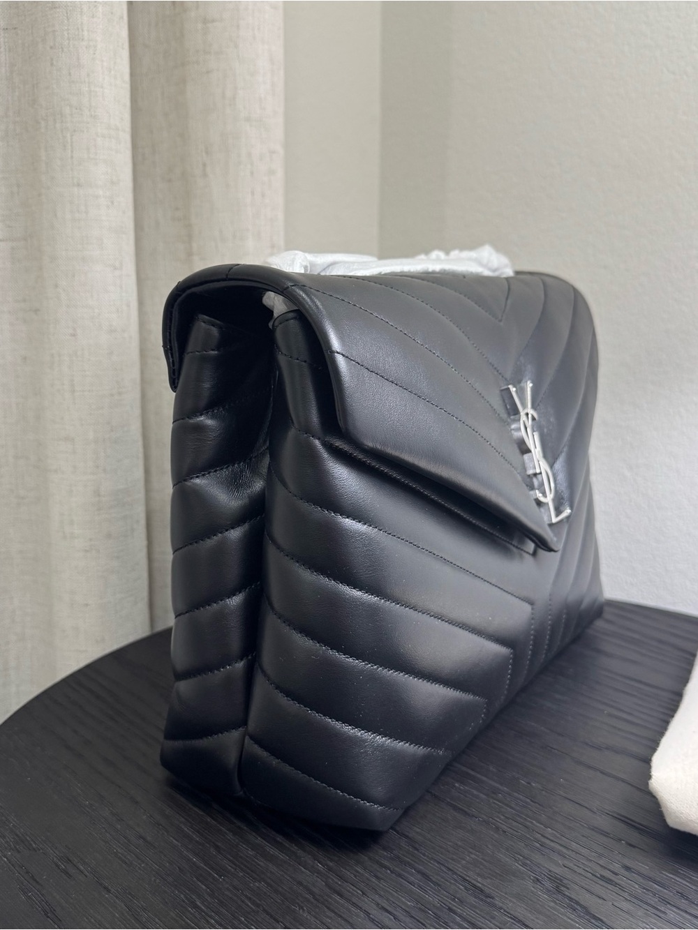 Saint Laurent YSL Loulou Medium Shoulder Bag Quilted Leather Black - Picture 2 of 9